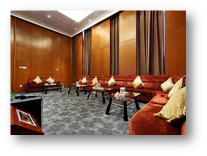 Howard Johnson Plaza Lingang Shanghai Nanhui Exterior foto